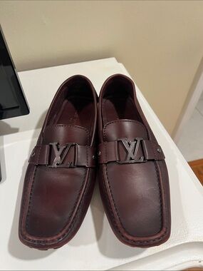 Louis Vuitton Men's Burgundy Leather LV Buckle Loafers size 9.5